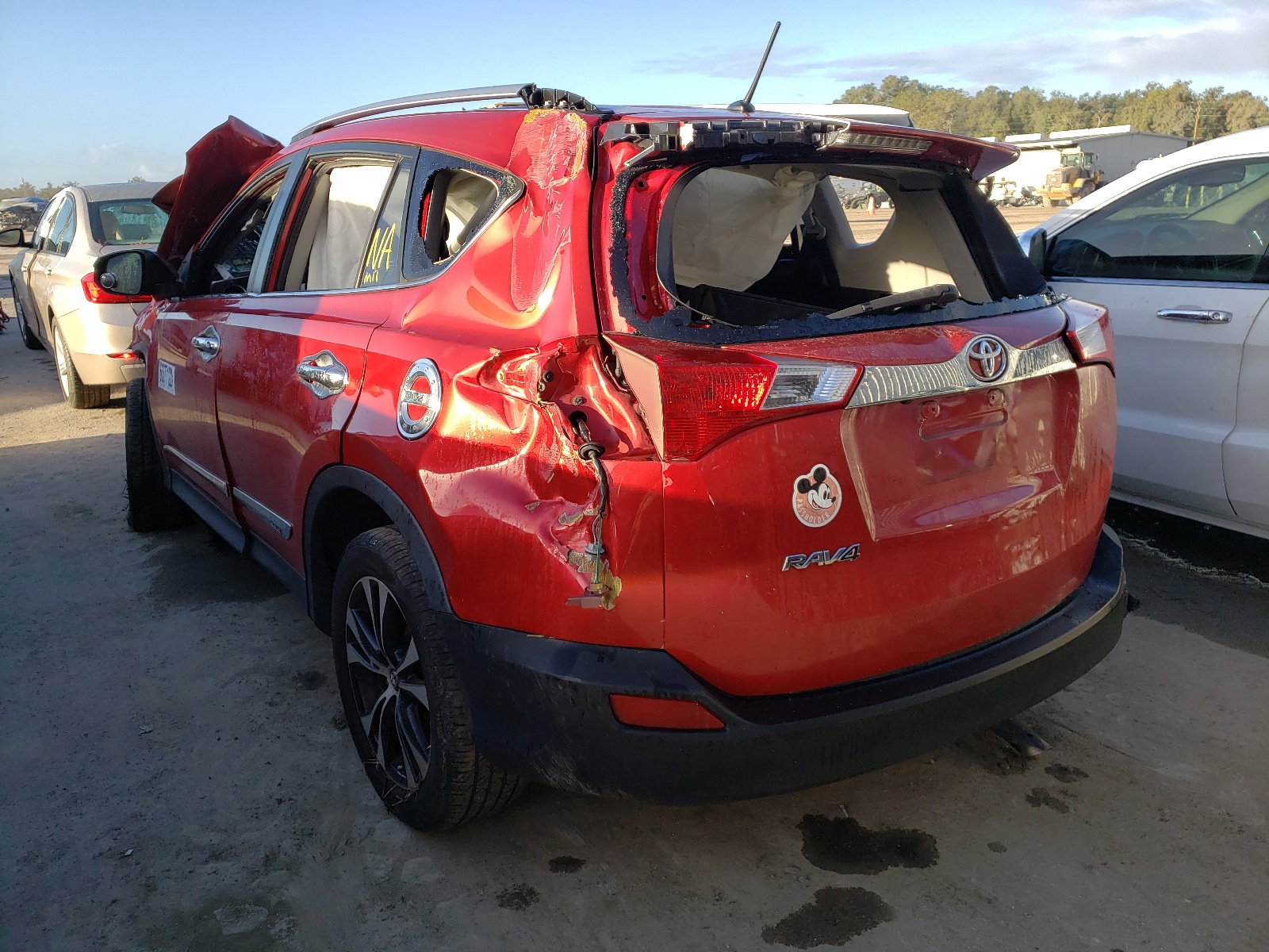 JTMZFREV2FJ025421 2015 Toyota Rav4 Le