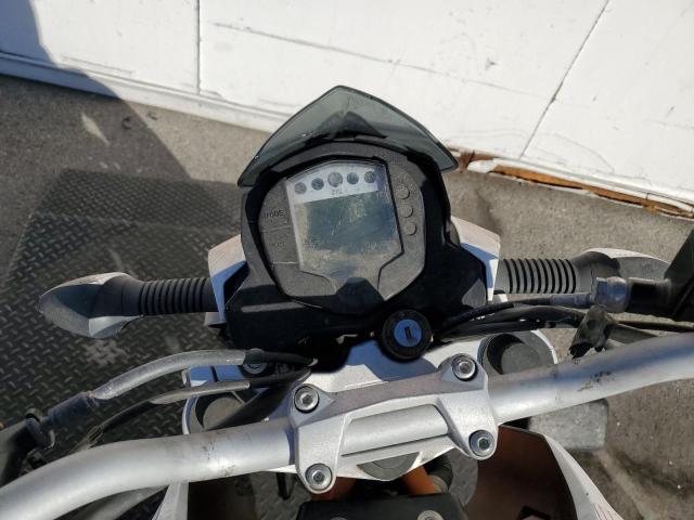 2016 KTM RC 390 MD2JGJ406GC275343