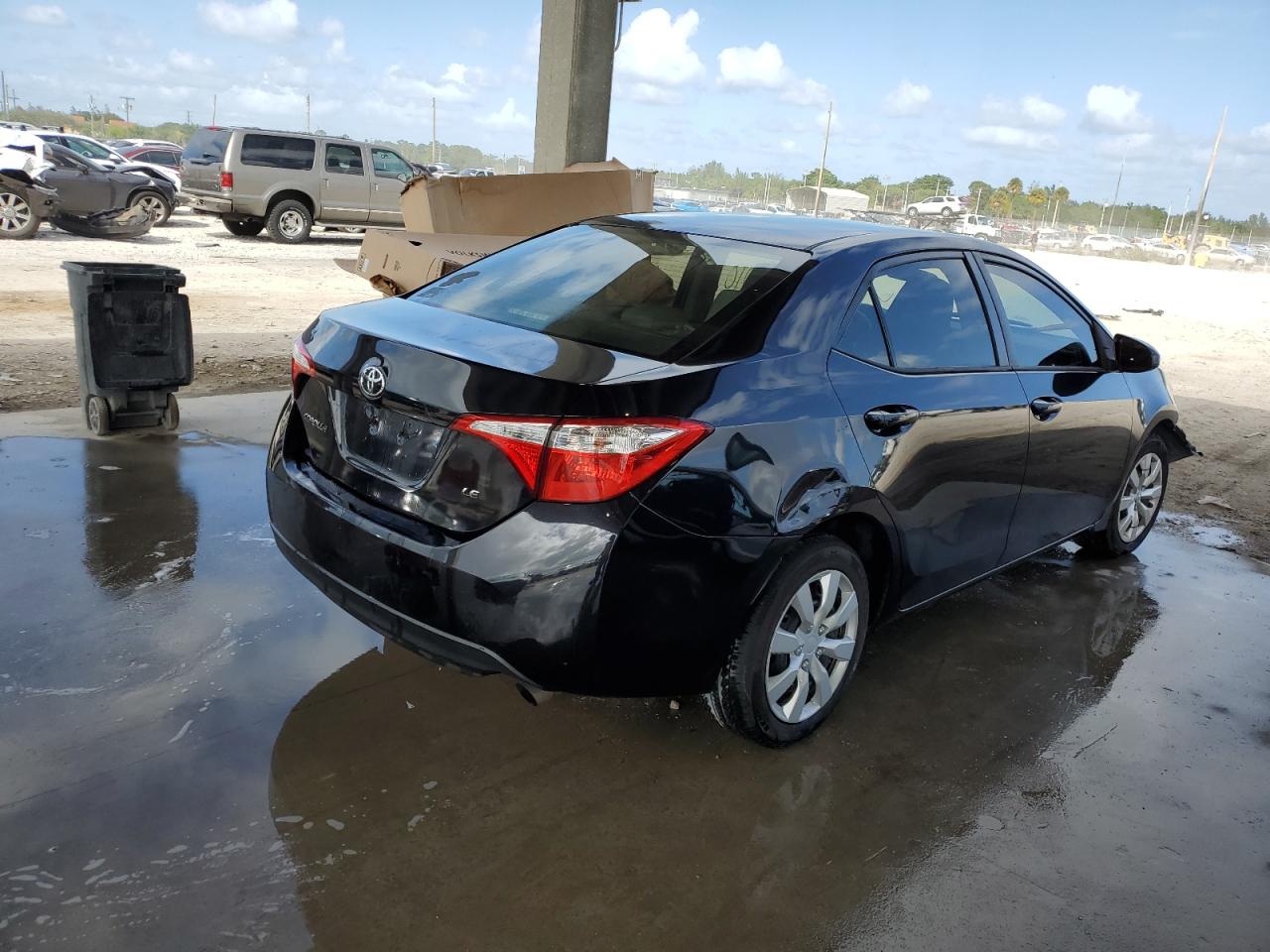 2016 Toyota Corolla L vin: 5YFBURHE4GP415274