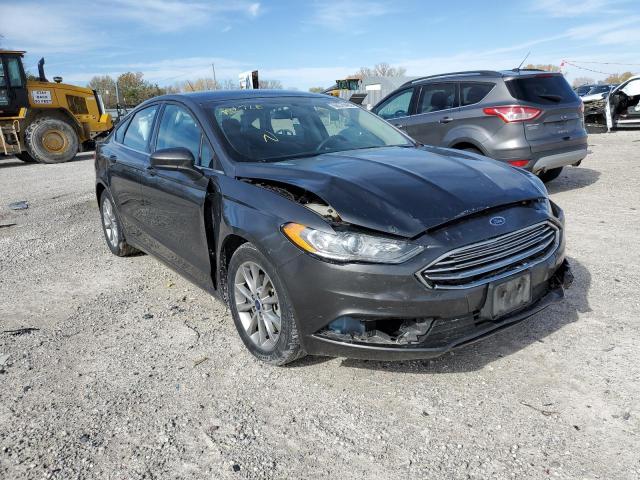Salvage cars for sale from Copart Wichita, KS: 2017 Ford Fusion SE