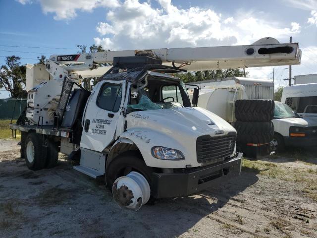Salvage trucks for sale at Riverview, FL auction: 2022 Freightliner M2 106 MED