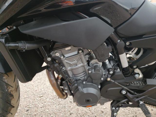 2022 KTM 890 DUKE R VBKTU9402NM829697