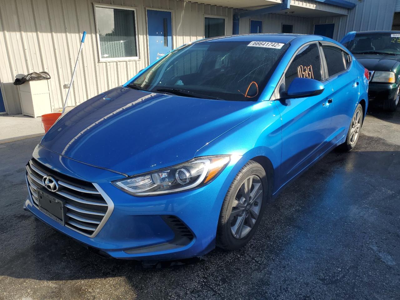 5NPD84LFXJH291595 2018 HYUNDAI ELANTRA - Image 2