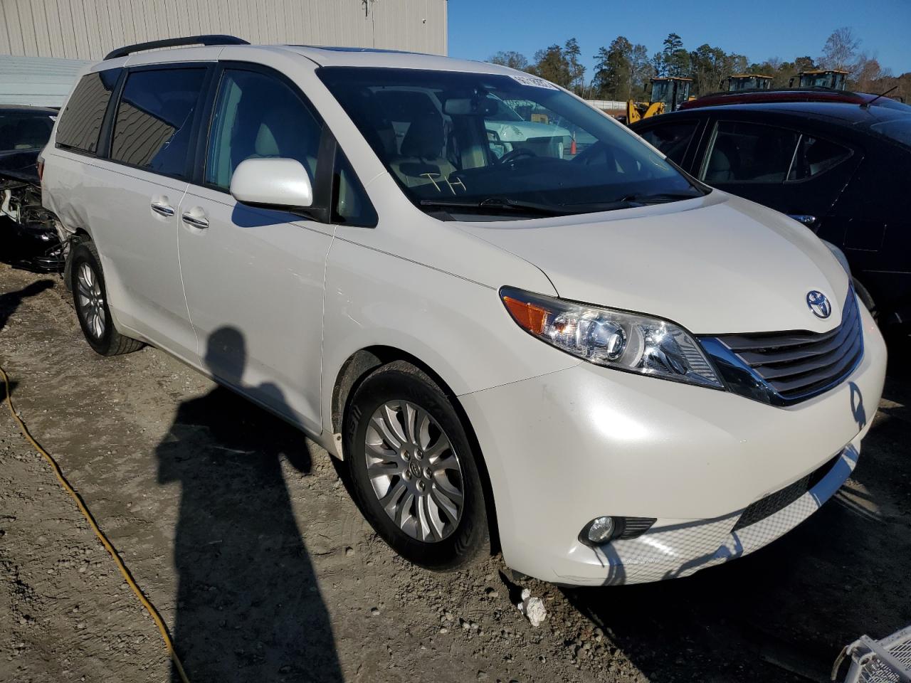 Toyota Sienna 2016