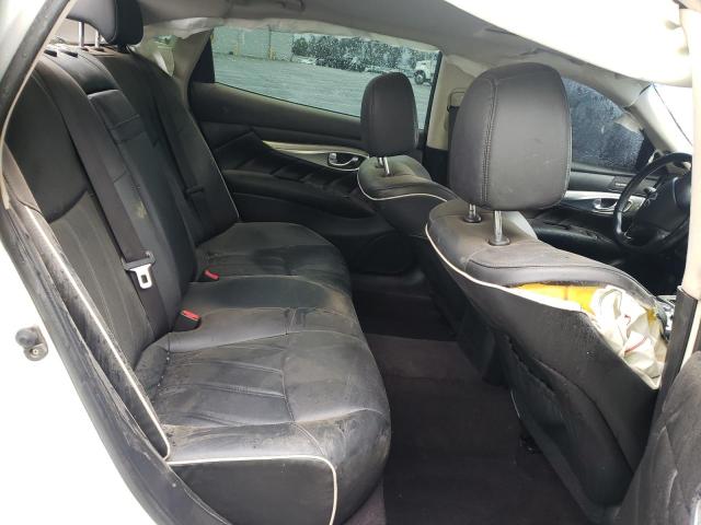 2018 INFINITI Q70L 3.7 L JN1BY1PP0JM330244