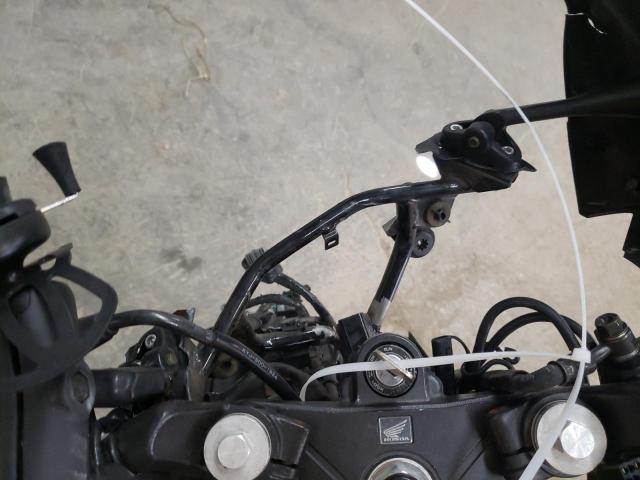 2011 HONDA CBR250 R MLHMC4117B5000913