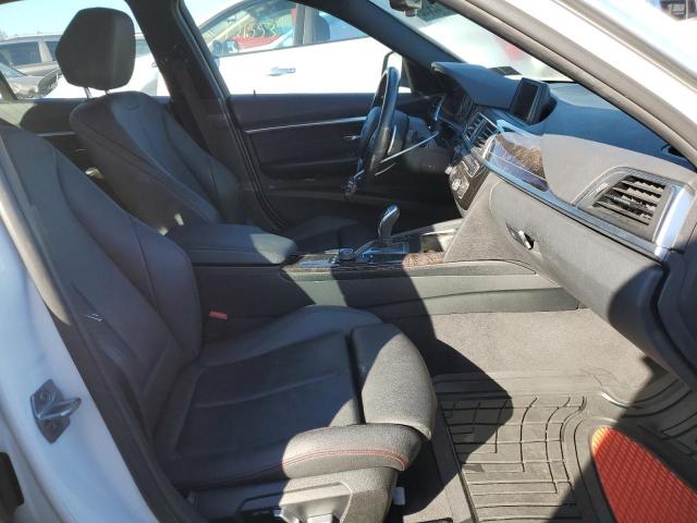 WBA8D9G55HNU60814 BMW 3 Series