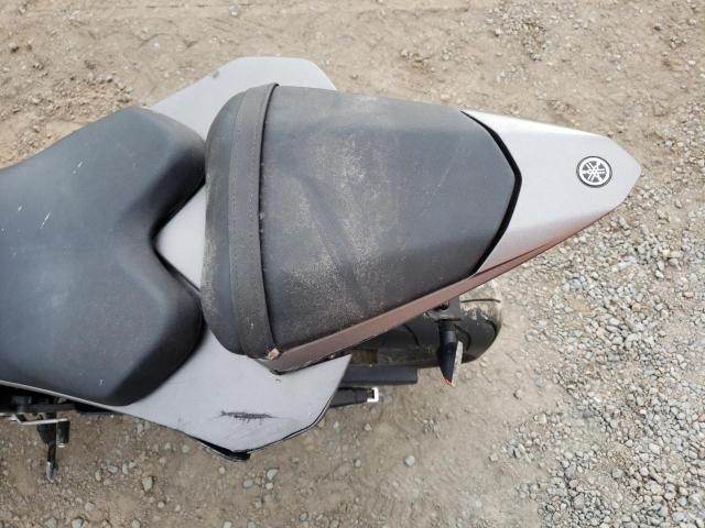 2016 YAMAHA YZFR6 C JYARJ16Y2GA010875