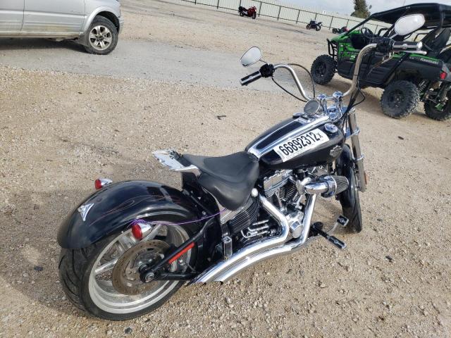 2011 HARLEY-DAVIDSON FXCWC 1HD1JK517BB045621