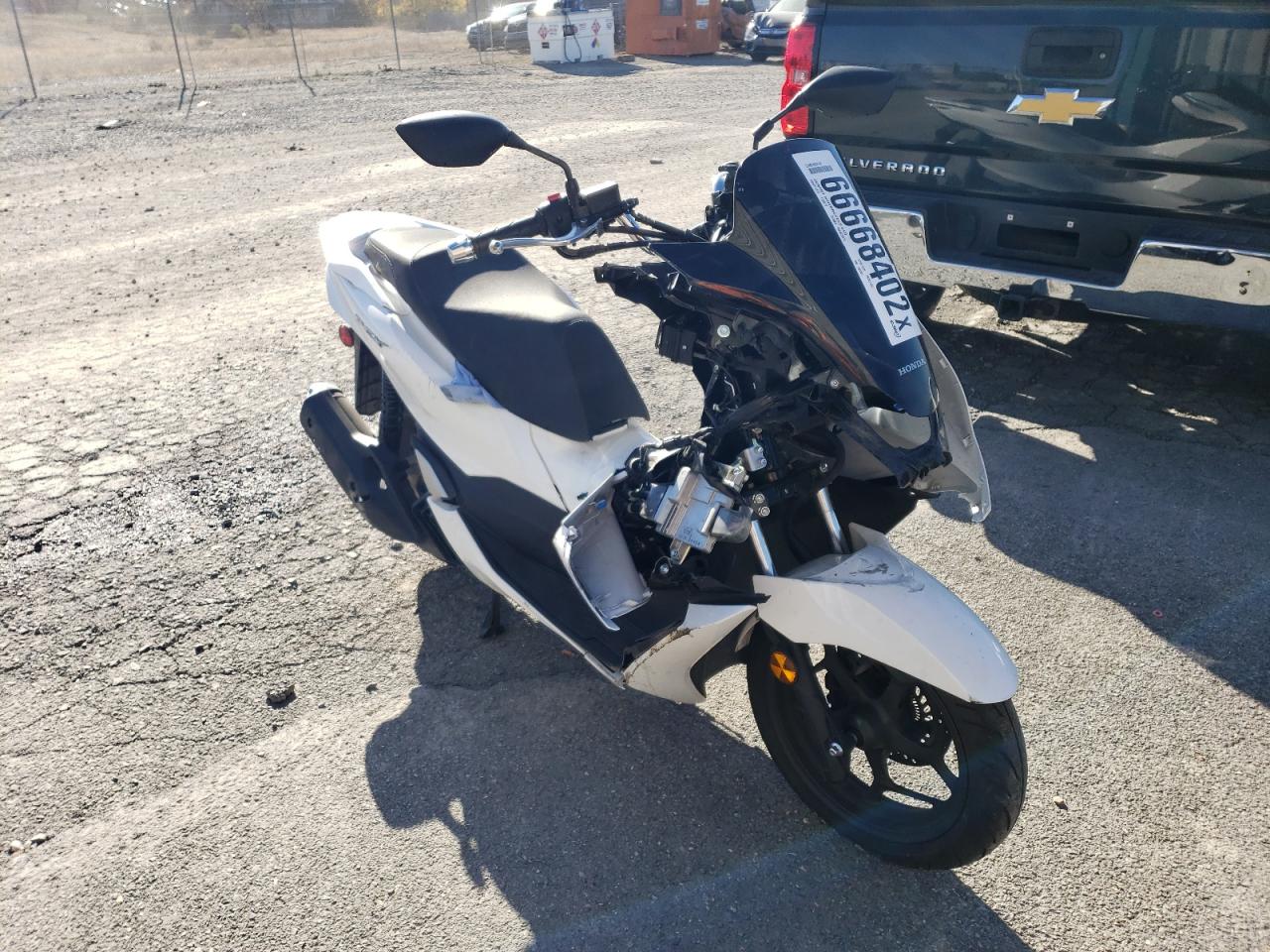 RLHKF4714NY100205 HONDA WW150 A 2022