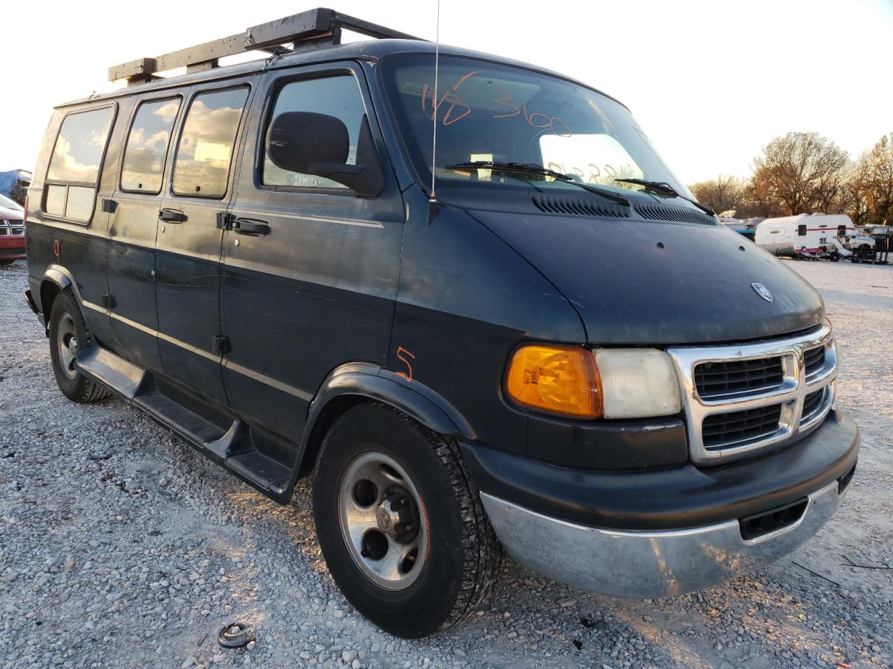 2003 Dodge Ram Van B1500