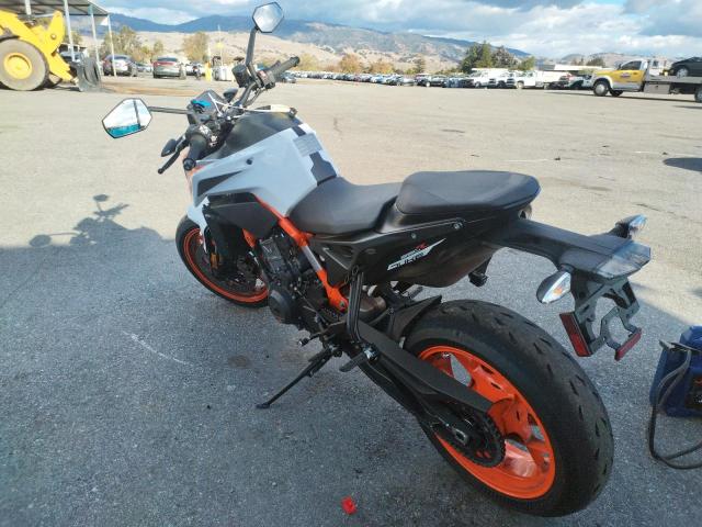 2021 KTM 890 DUKE R VBKTU9407MM810917