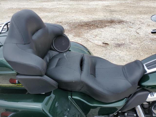 2019 HARLEY-DAVIDSON FLHTCUTG 1HD1MAF19KB854179