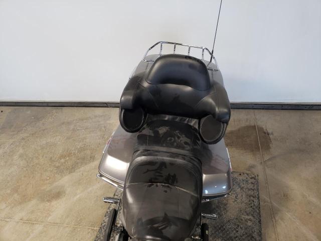 2017 HARLEY-DAVIDSON FLTRU 1HD1KGD19HB689559