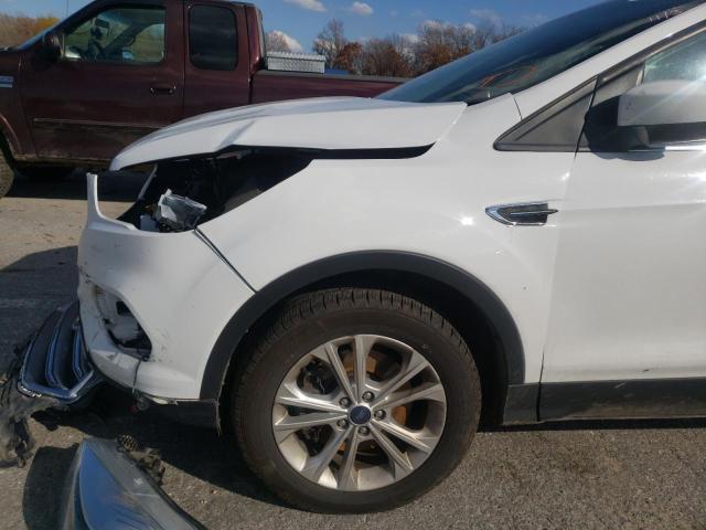 2017 FORD ESCAPE SE - 1FMCU9GD8HUC39178