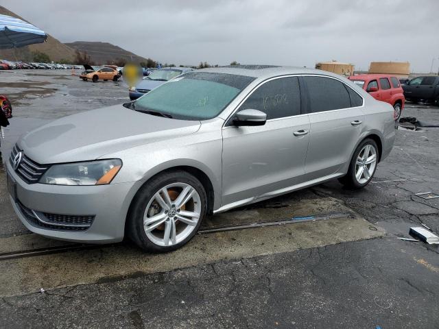 Salvage cars for sale from Copart Colton, CA: 2014 Volkswagen Passat SE