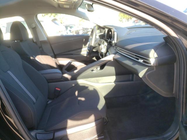 KMHLL4AG8NU357168 Hyundai ELANTRA SE