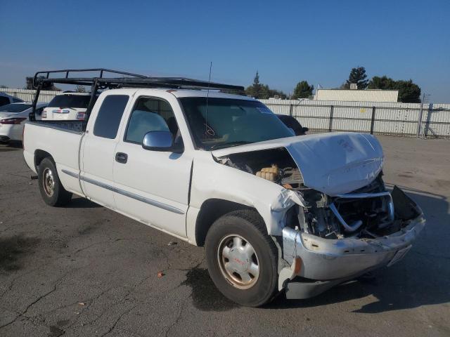 Salvage cars for sale from Copart Bakersfield, CA: 2001 GMC New Sierra