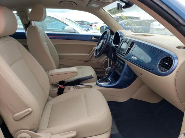 2018 VOLKSWAGEN BEETLE SE 3VWJD7AT1JM712636