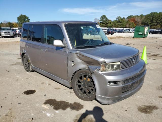 2005 Scion xB 