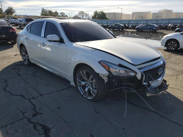 2016 INFINITI Q70L 3.7