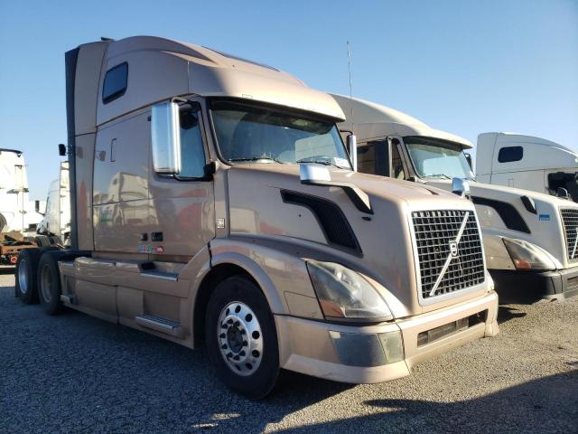 Volvo salvage cars for sale: 2011 Volvo VN VNL