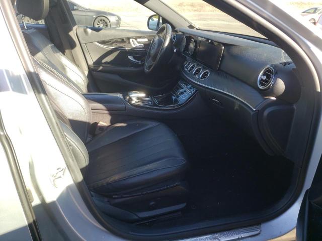 WDDZF4JB8HA256248 Mercedes-Benz E 300