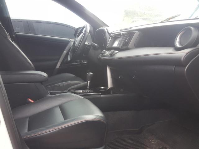 2016 TOYOTA RAV4 SE - JTMNFREV1GJ086582