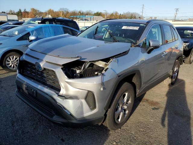 2022 TOYOTA RAV4 XLE - 4T3RWRFV3NU055011