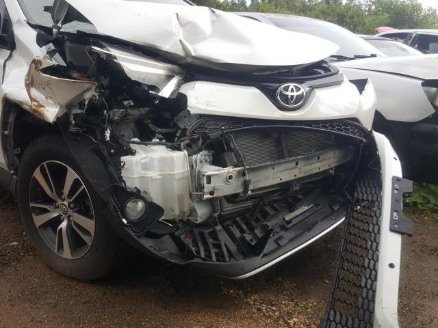 2016 TOYOTA RAV4 SE - JTMNFREV1GJ086582