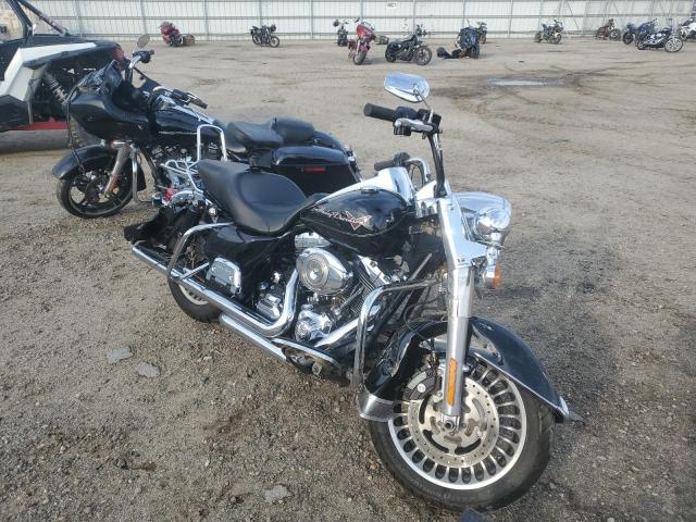 Salvage cars for sale from Copart Bakersfield, CA: 2011 Harley-Davidson Flhr
