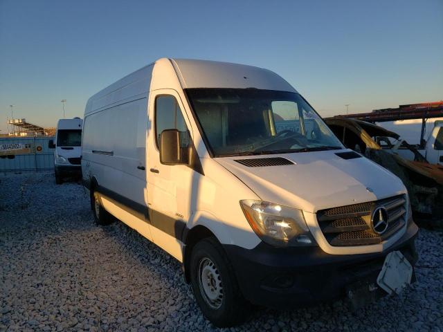 Salvage cars for sale from Copart Greenwood, NE: 2014 Mercedes-Benz Sprinter 2