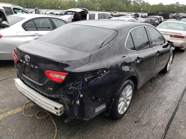 2018 TOYOTA CAMRY LE/X 4T1B11HK0JU593947