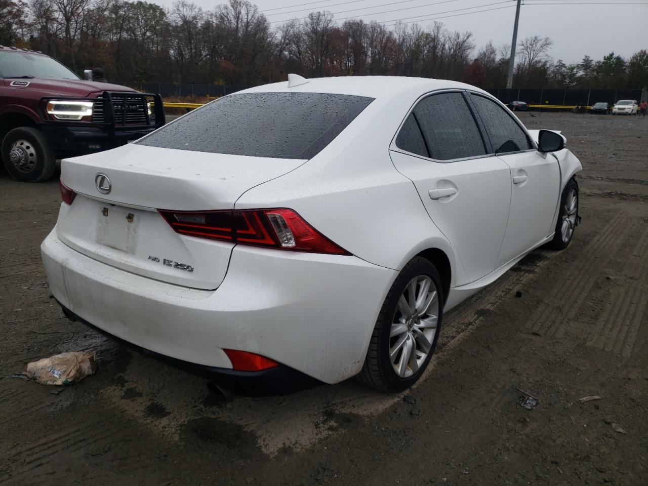 2015 Lexus IS - Image 4