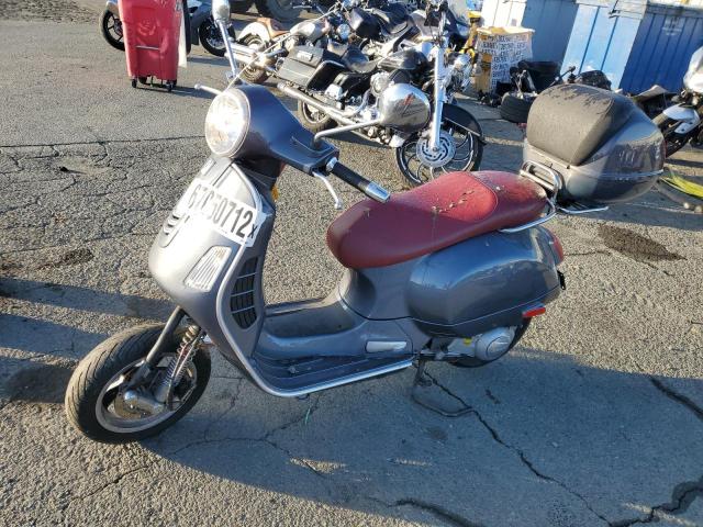 2015 VESPA GTS 300 SU ZAPM459L0F5200077