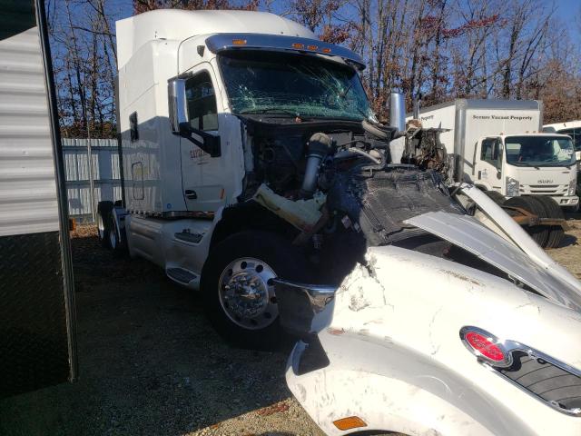 Vehiculos salvage en venta de Copart Glassboro, NJ: 2017 Peterbilt 579
