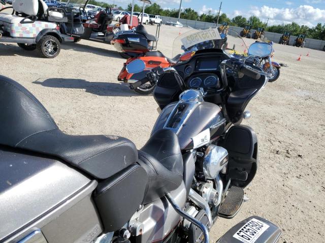 2016 HARLEY-DAVIDSON FLTRU 1HD1KGL10GB678921