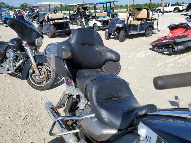 2016 HARLEY-DAVIDSON FLTRU 1HD1KGL10GB678921