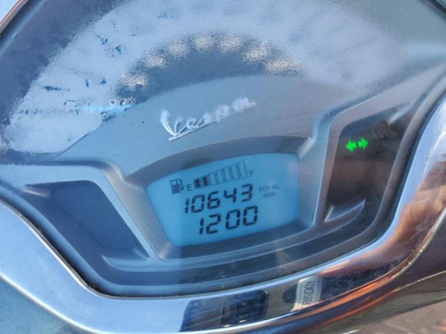 2015 VESPA GTS 300 SU ZAPM459L0F5200077
