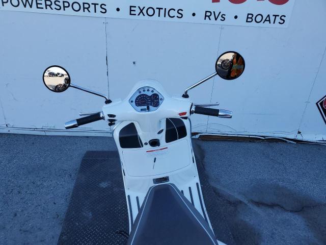 2010 VESPA GTS 300 SU ZAPM459L5A5700762