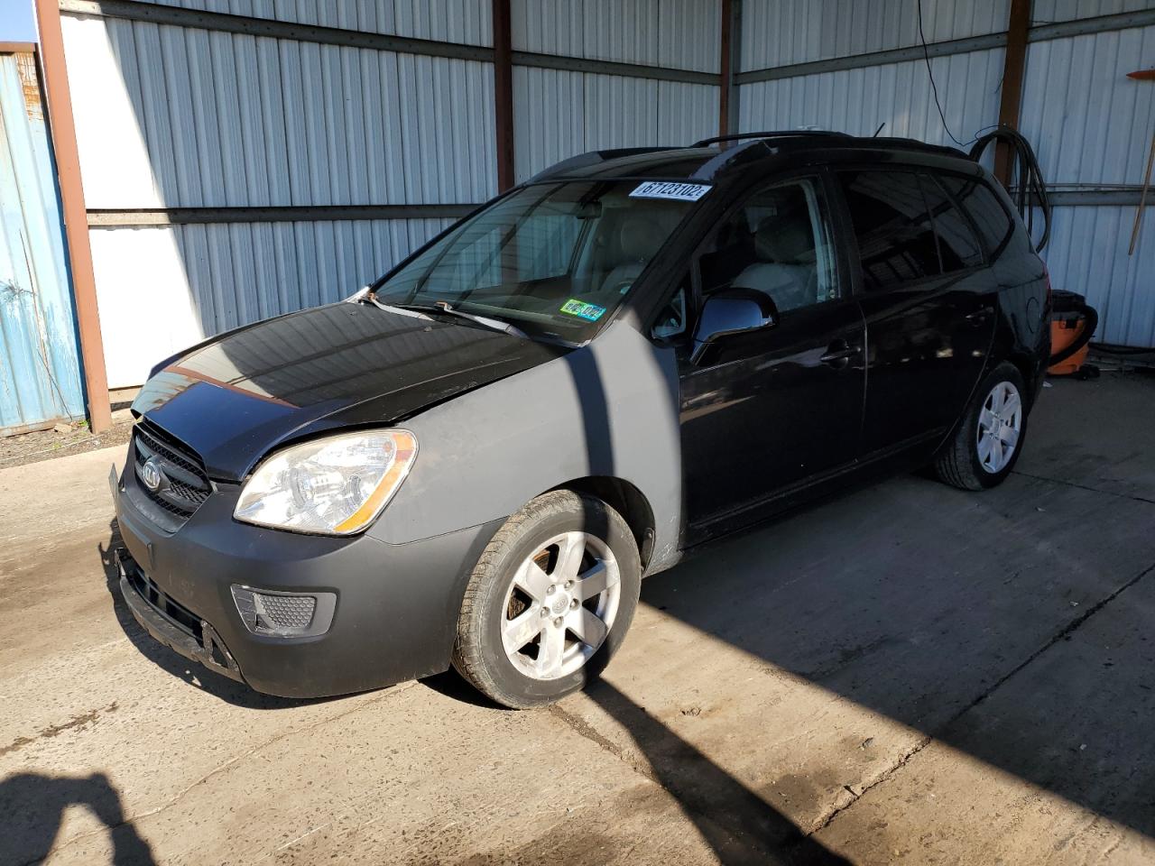 KNAFG525377090612 2007 Kia Rondo Base