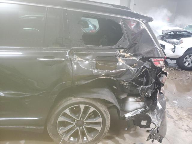 1C4RJKDG3M8206895 Jeep Grand Cherokee L Overland