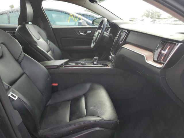 2022 VOLVO S60 B5 MOM - 7JRL12TZ1NG174692