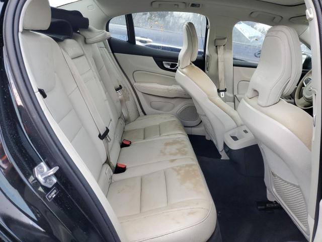 7JRL12TZ5NG177725 Volvo S60 B5 Momentum