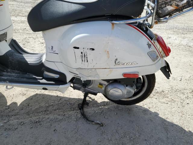 2015 VESPA GTS 300 SU ZAPM459L9F5100365