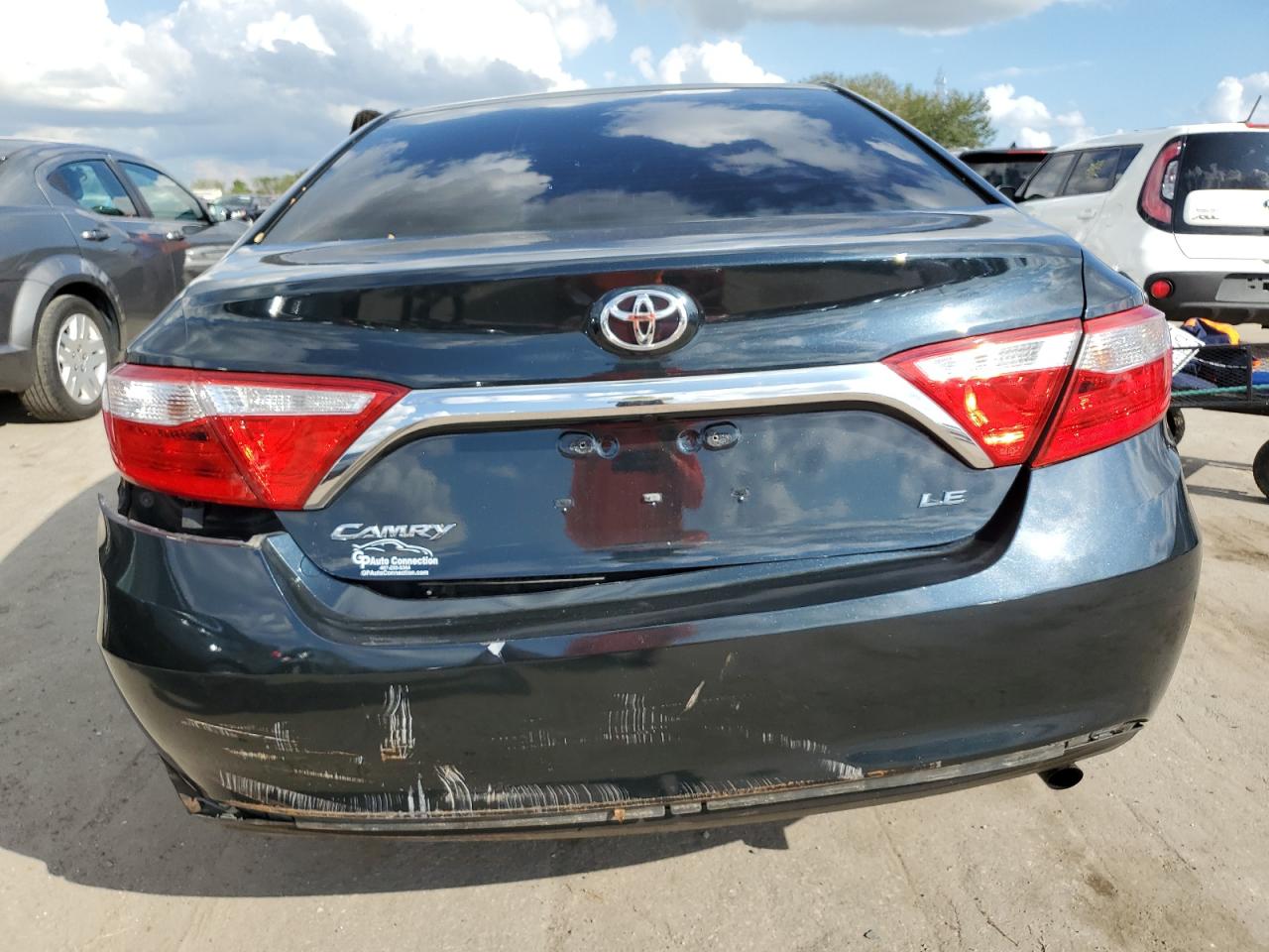 4T1BF1FK0HU405877 TOYOTA CAMRY 2017