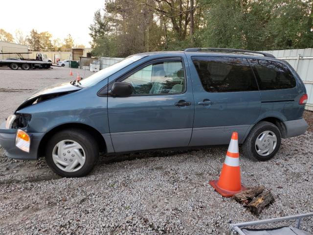 Salvage cars for sale from Copart Knightdale, NC: 2001 Toyota Sienna LE