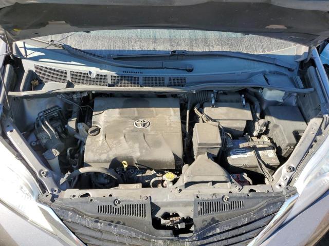 5TDKK3DC0ES471014 Toyota SIENNA LE