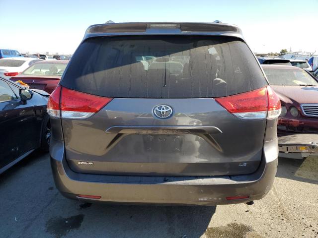 5TDKK3DC0ES471014 Toyota SIENNA LE