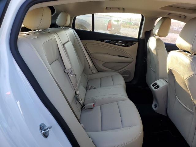 2019 BUICK REGAL ESSE W04GP6SX2K1040627